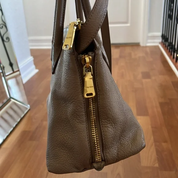 Beautiful Miu Miu used in good conditions - Picture 2 of 12